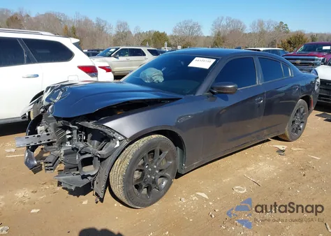 2016 Dodge Charger Sxt z USA, uszkodzony, nr VIN 2C3CDXJG8GH252076